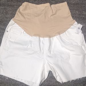New with tags old Navy Maternity shorts